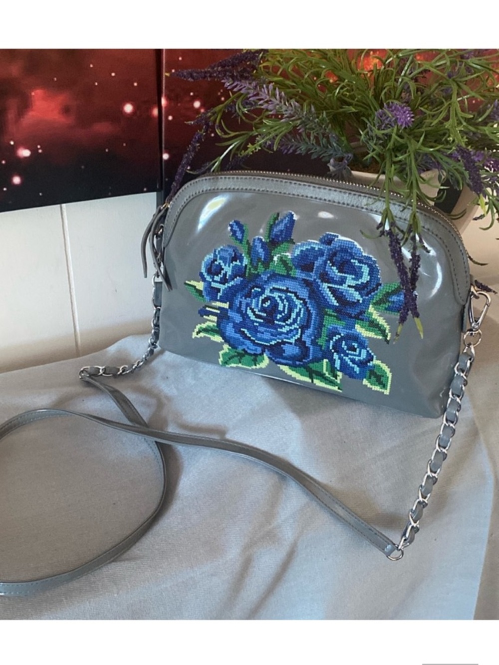 Sharif Crossbody with Flower Design